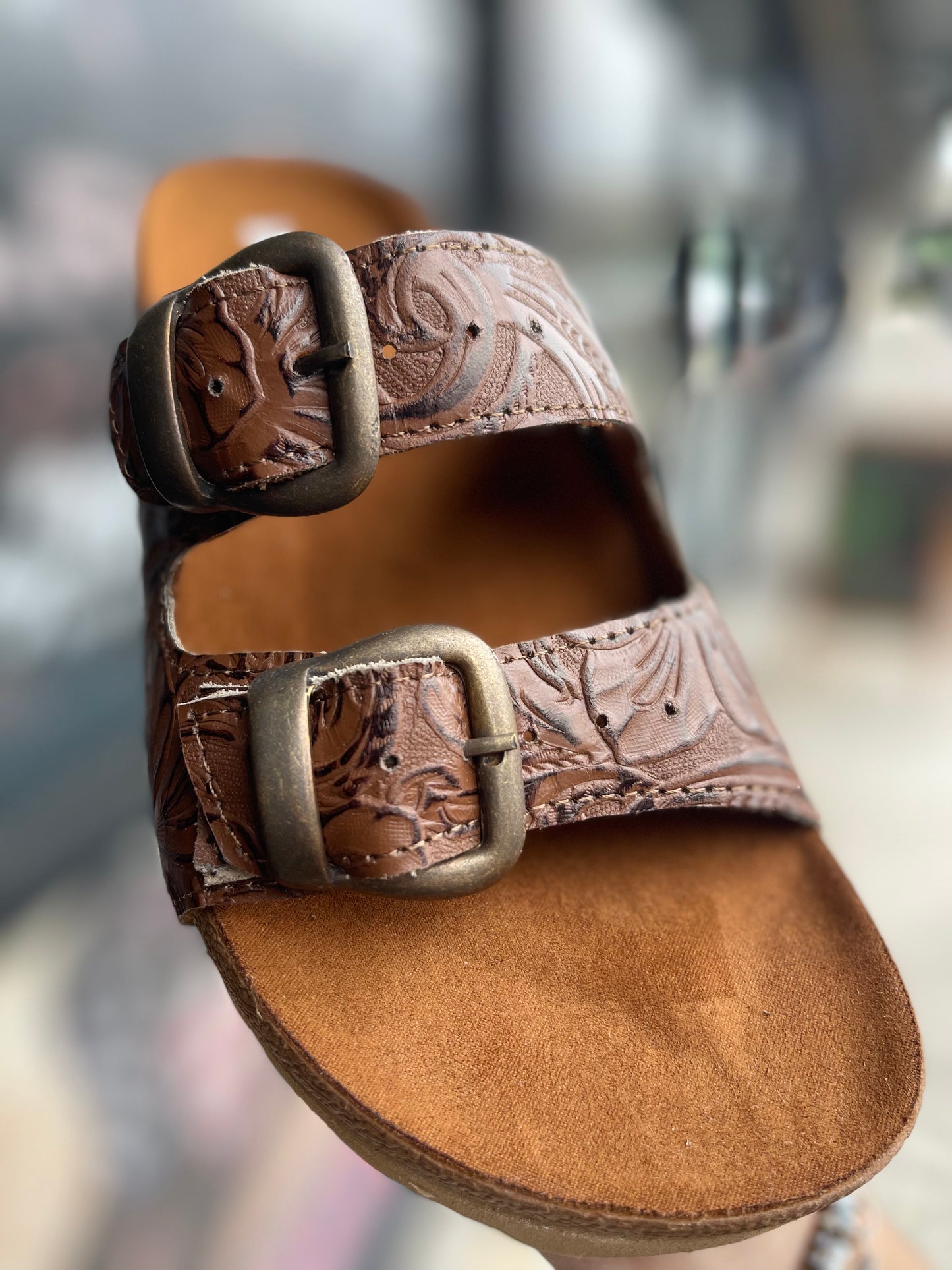 Brown Cincelado Sandal